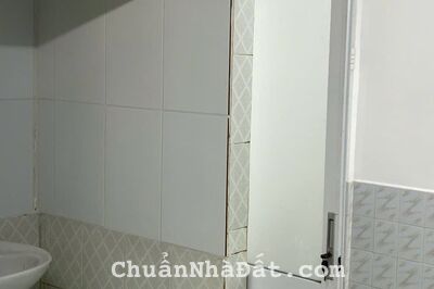 Cho thuê căn hộ 206 lô K cc Nguyễn thiện thuật, phường 1 , quận 3