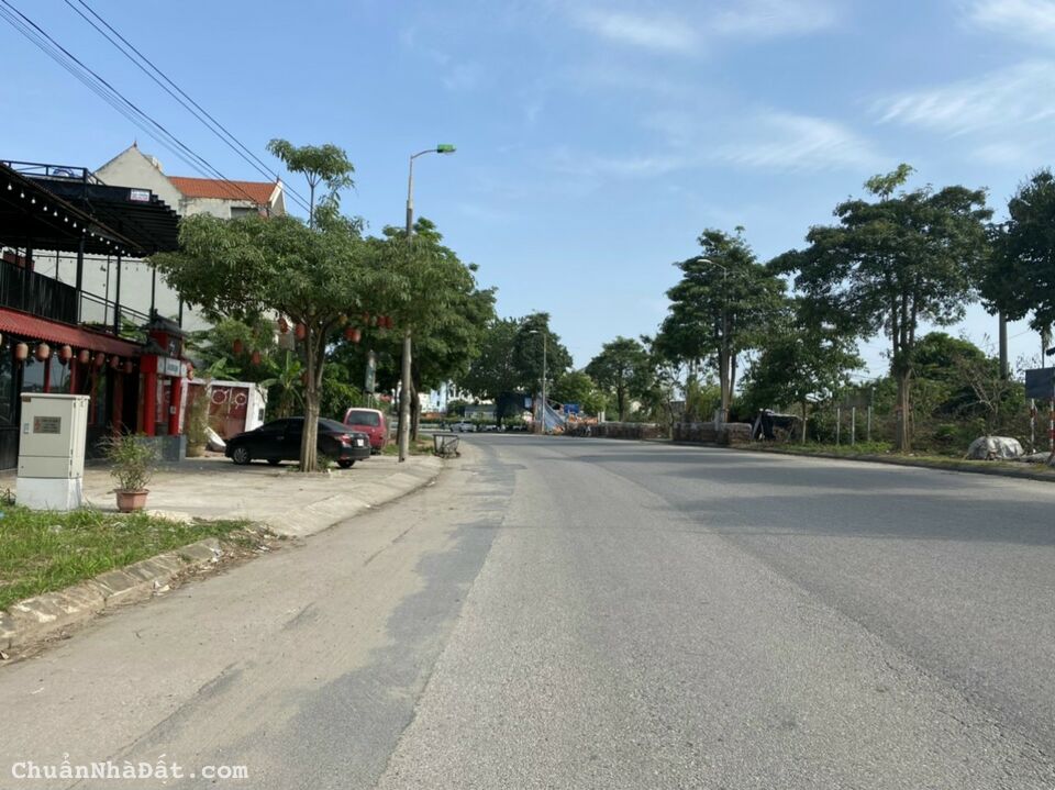 Cần chuyển nhượng gấp nhà vườn sát góc đường 24m khu ĐT Hà Phong