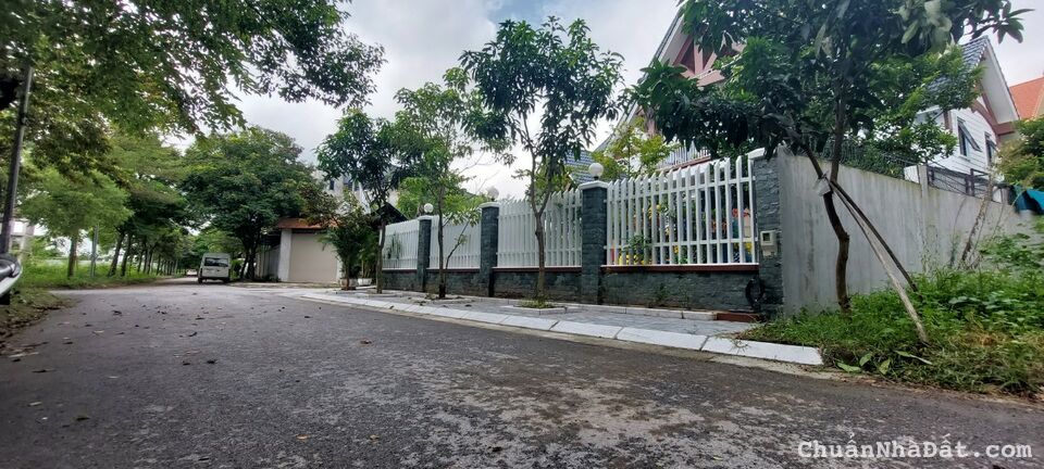 Bán gấp biệt thự 340m đã hoàn thiện full nội thất giá 12,5 tỷ tại khu ĐT Hà Phong