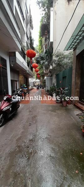 Bán đất hòa bình minh khai 74M ô tô tải vào ra hai bà trưng