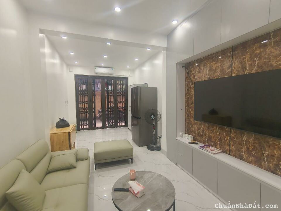 Bán nhà mặt phố thọ lão lò đúc 3 tầng ở ngay ô tô kinh doanh hai bà trưng