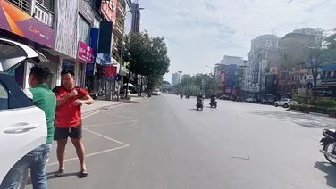 Bán 82M mặt phố trần nhật duật tặng nhà lô góc hoàn kiếm