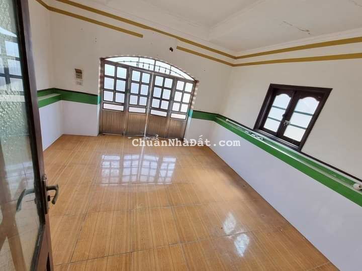 Bán nhà sài đồng 4 tầng 105M ô tô dừng đỗ ngày đêm long biên