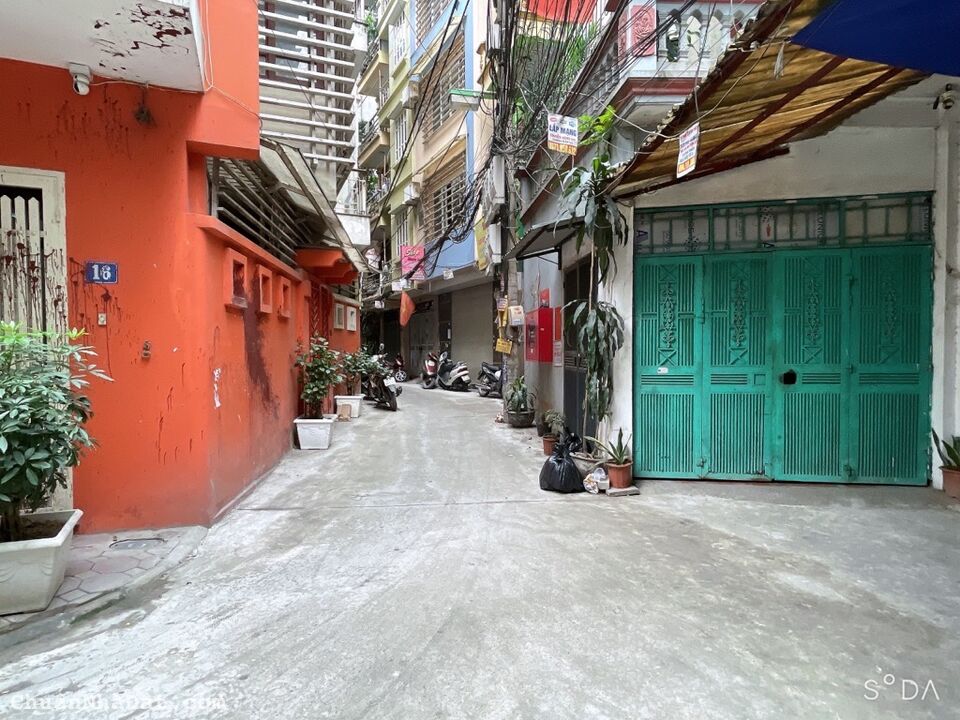 Bán nhà xã đàn 4 tầng long lanh lô góc phân lô vỉa hè kinh doanh đống đa