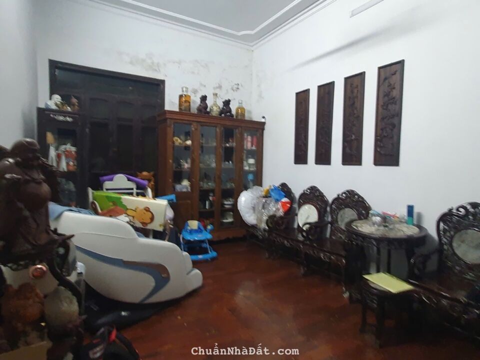 Bán 135M trần khát chân tặng nhà hai bà trưng