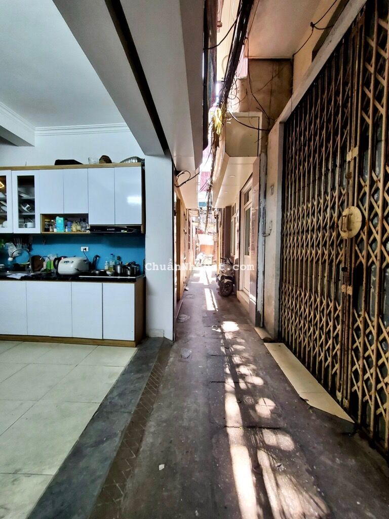 Nhỉnh 3 tỷ bán nhà hương viên lò đúc 4 tầng ở ngay hai bà trưng