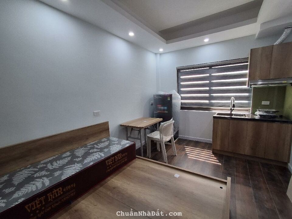 Bán CCMN thái hà 10 tầng thang máy long lanh ô tô tránh vào nhà đống đa