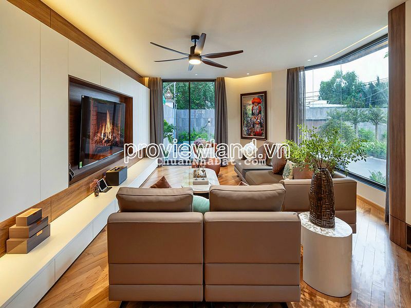 Bán biệt trung tâm Q9, Thủ Đức, 800m2, 3 tầng, cách giao điển XLHN và Lê Văn Việt 3km 