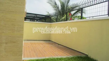 Bán biệt thự Verosa Khang Điền, căn góc sân vườn rộng, 10x25m, 3 tầng, nhà thô