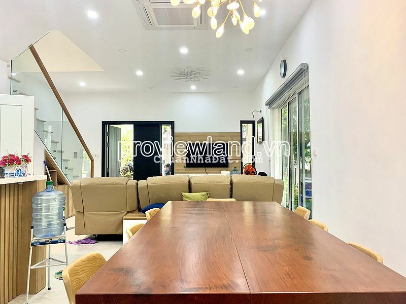 Biệt thự cao cấp Palm Residence cho thuê, 136m2 đất, ngang 8m, 3 tầng, full nt