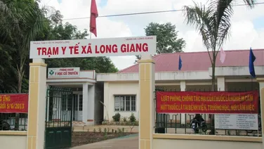 Bán 2 mảnh 200m2 nằm trong trung tâm hành chính Long Giang