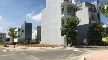 Đất tuyệt đẹp ngay đường Lê Hữu Kiều, Quận 2, DT 110m2, sổ hồng riêng, xây dựng ngay