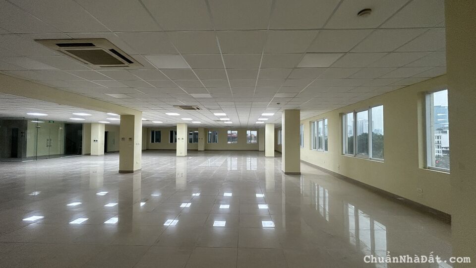 Tháp văn phòng cho thuê mới- hàng xóm của Dự án hạng A Lancaster Luminaire Láng, Đống Đa, Hà Nội 