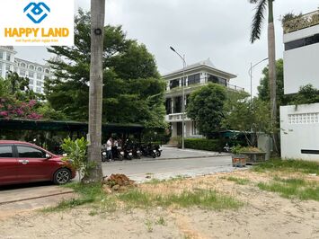 Cần bán lô đất diện tích rộng tại trung tâm TP Vĩnh Yên giá cực sốc