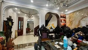 Tôi bán nhà mặt phố Phố Trạm sầm uất gần AEON Mall Long Biên 86m2 chỉ 19 tỷ. LH 0989.62.6116