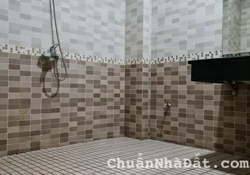 BÁN NHÀ TRUNG KÍNH PHÂN LÔ, NGÕ Ô TÔ, 56M, 6 TẦNG, MT5.5m