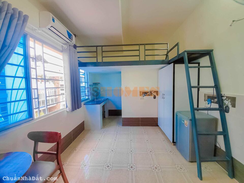 Phòng có gác, cửa sổ trời thoáng gần ĐH Văn Hiến. Ưu tiên nữ, an ninh