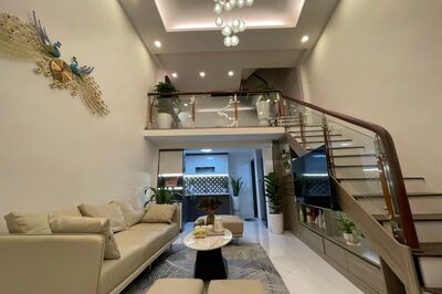 Bán nhà phố Lạc Trung 40m2*4T, mt 4m, Ô TÔ ĐỖ TRÁNH 30M, NGÕ THÔNG THOÁNG, TIỆN ÍCH