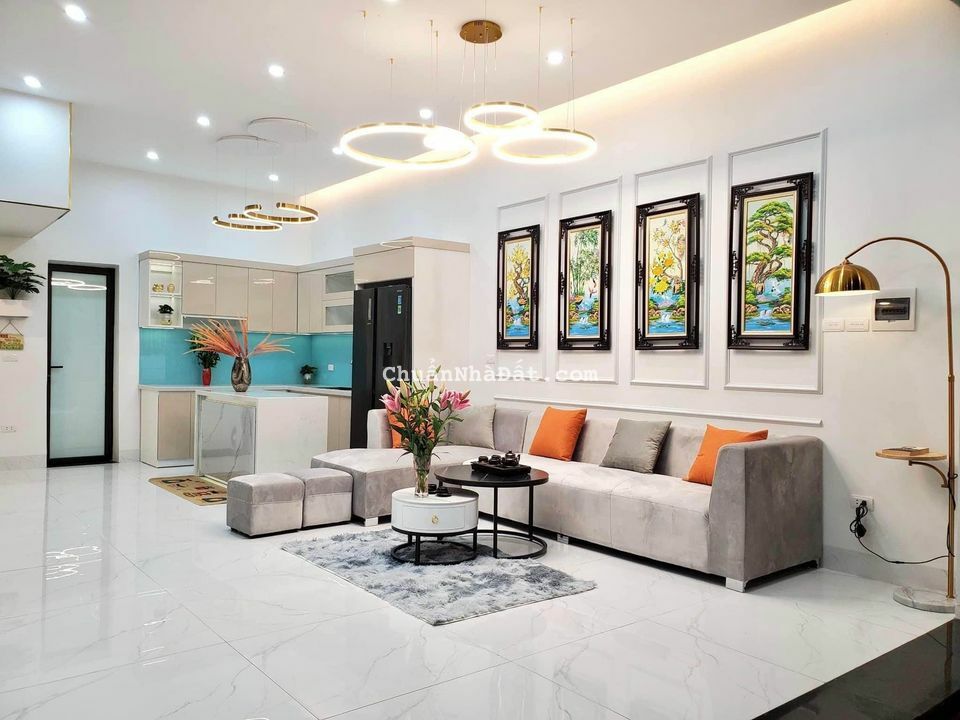 Đào Tấn – Ba Đình, Dt 50m2x5t, oto đỗ cổng, ngõ thông thoáng