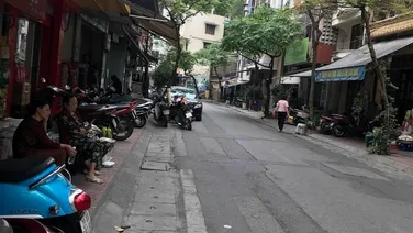 Bán nhà MP Nguyễn Thiệp vị trí đẹp 7 tầng 82m2 giá 35,5 tỷ. LH 0912442669