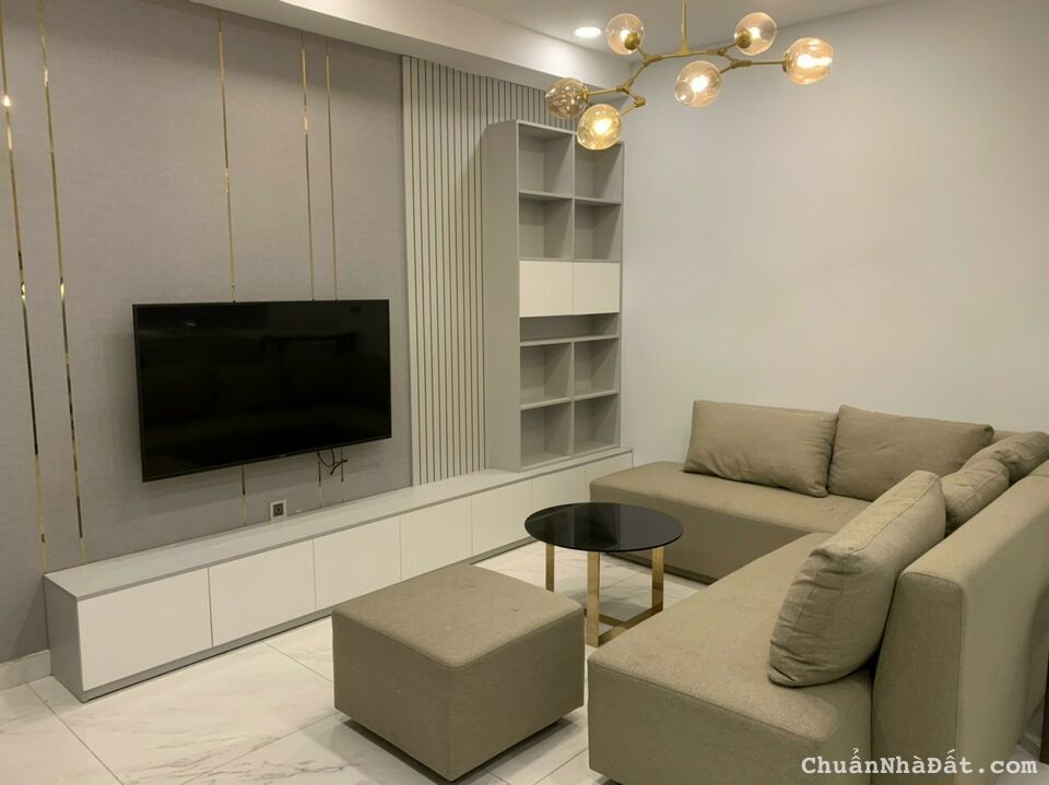 Cần tiền bán gấp căn hộ Mitdtown 106m, 3 phòng ngủ, giá: 5,9 tỷ sổ hồng cầm tay.