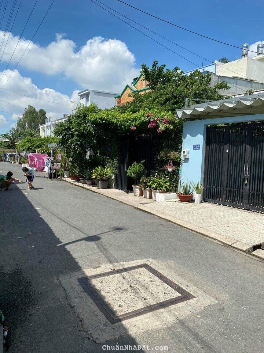 Chủ cần bán gấp nhà khu phố 6 , phường Tân Chánh Hiệp , Q12 , 60m2 ,SHR , Giá 1,85 tỷ 