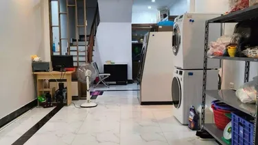 Giảm 300tr. Cần bán gấp nhà đẹp lung linh ở ngay phố Hồ Tùng Mậu 35m2, 6T, ngõ thông, kinh doanh,