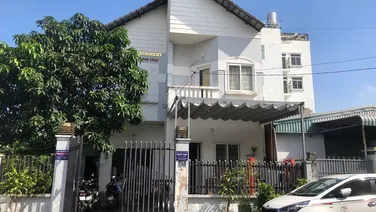 Cho thuê biệt thự sân vườn KDC Bình Dân cách Hiệp Binh 50m Hiệp Bình Chánh Thủ Đức