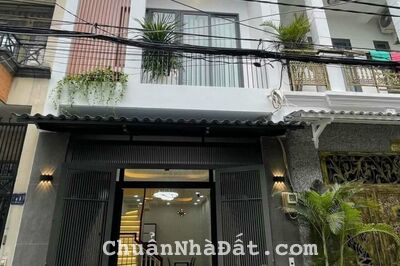 Nhà 2 lầu, hẻm 4m, Phan Chu Trinh, 4.2 x 11m, 7.8 Tỷ, Bình Thạnh