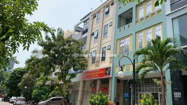 cần bán nhanh căn nhà phố Mỹ Toàn 2, đường Nội Khu, Phú Mỹ Hưng, Q.7