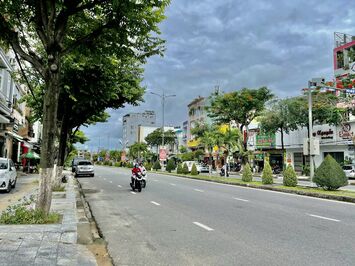 Chủ vỡ nợ cần bán gấp lô đất mặt tiền đường CMT8, Cẩm Lệ, Đà Nẵng
