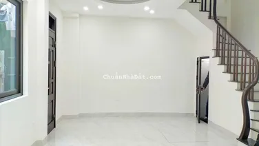 BÁN NHÀ PHÂN LÔ NGÕ 132 CẦU DIỄN, BẮC TỪ LIÊM, CẠNH ĐH CÔNG NGHIỆP, DT 31M2, GIÁ 4,1 TỶ