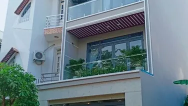 Cần bán gấp nhà HXT 10 đường Nguyễn Văn Thương(D1), P25, Bình Thạnh, 4*18m trệt 3 tầng, giá 13.5 tỷ