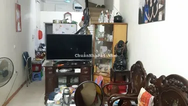 Bán nhà Ngõ Giếng Mứt, Trung tâm Hai Bà Trưng 33m 3T,Giá 3.8 tỷ. 2 thoáng, gần trường,chợ