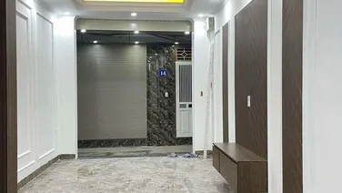 Cho thuê nhà THÁI HÀ, 50M2 X 5 tầng, nhà đẹp, có gara oto, cách mặt phố 10m, giá 23tr/thg