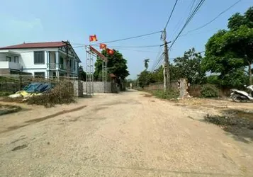 Bán đất mặt đường liên xã thủy Xuân tiên 330m có 250 đất ở vị trí xã thủy Xuân tiên- chương Mỹ- Hà