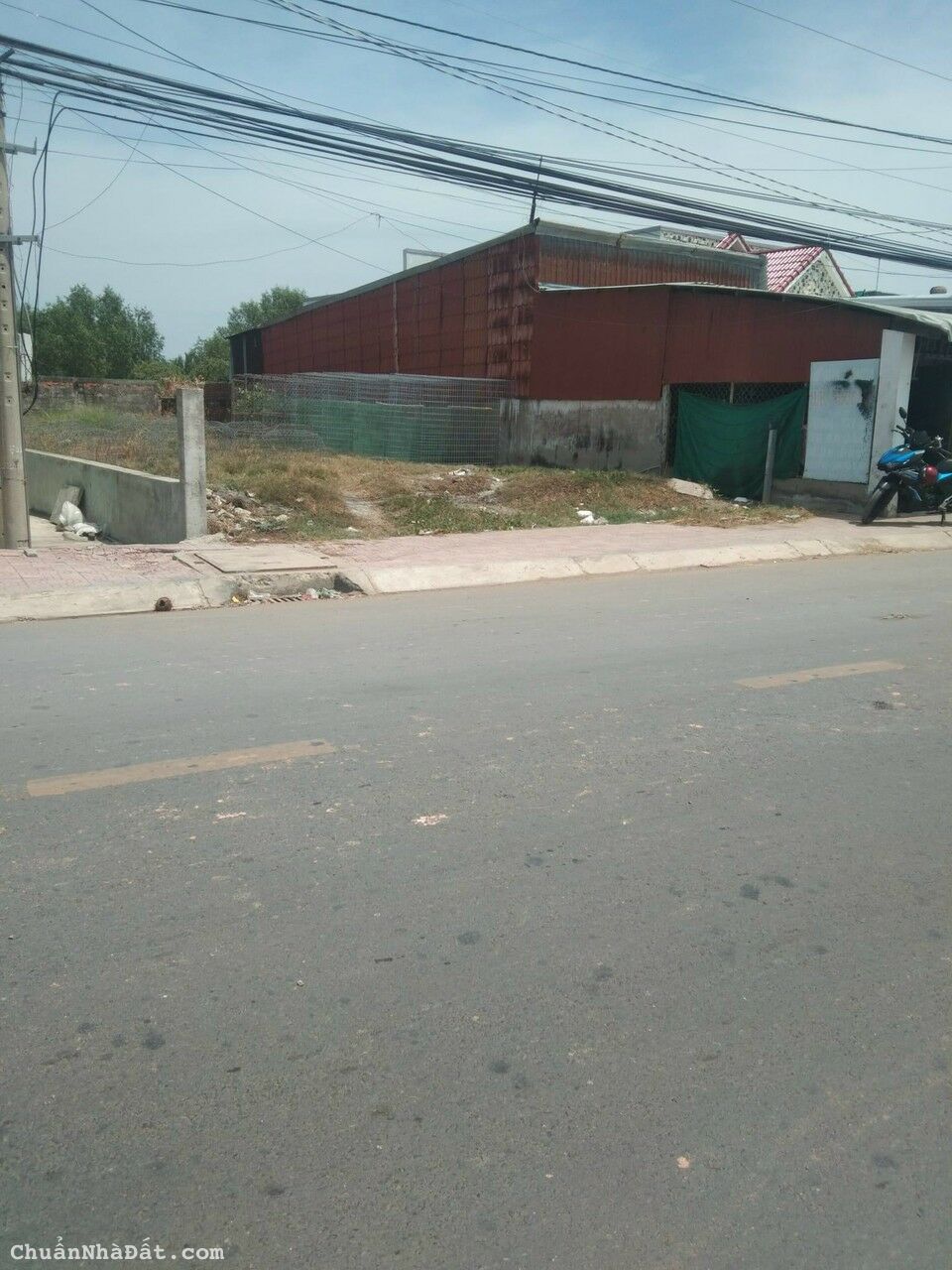 Chủ kẹt bán gấp 204m2 đất thổ mt huyện 24 Tân Chánh giá rẻ mặt bằng kinh doanh 