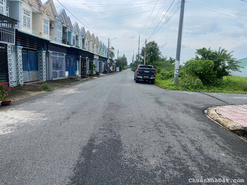 S.O.S Chủ ngộp cần bán xả lỗ 84m2 trục chính đs 1 kdc An Phú Center giá bao rẻ đầu tư 910tr