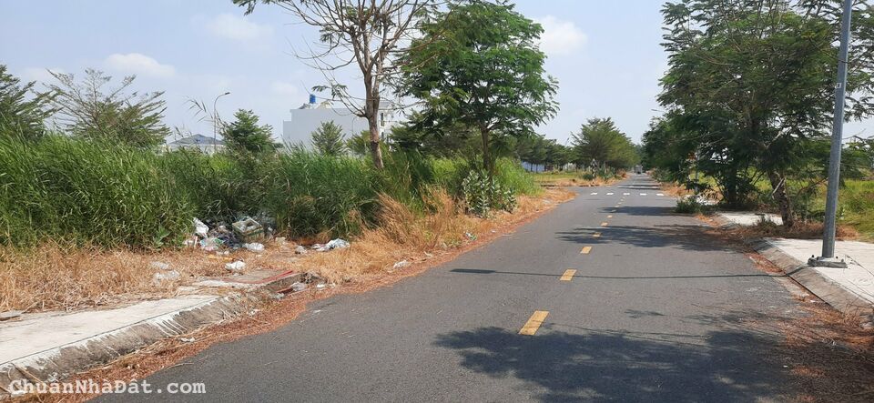 Hàng sang cọc gấp 65m2 kdc Sài Gòn Riverpark giá rẻ đầu tư 1150