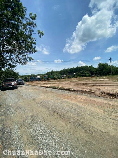 Đất nền sổ sẵn ngay trung tâm Lộc Ninh