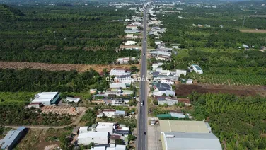 Cần bán lô đất Định Quán giá 1ty5/240m2 thổ cư 100%. Nằm ngay mặt tiền 32m. Sổ hồng sẵn