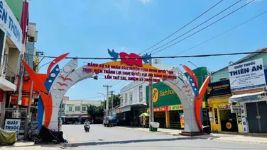 Nhà phá sản cần bán gấp lô đất Định Quán mặt tiền nhựa gần QL20 giá 1ty5/250m2 full thổ cư, sổ sẵn