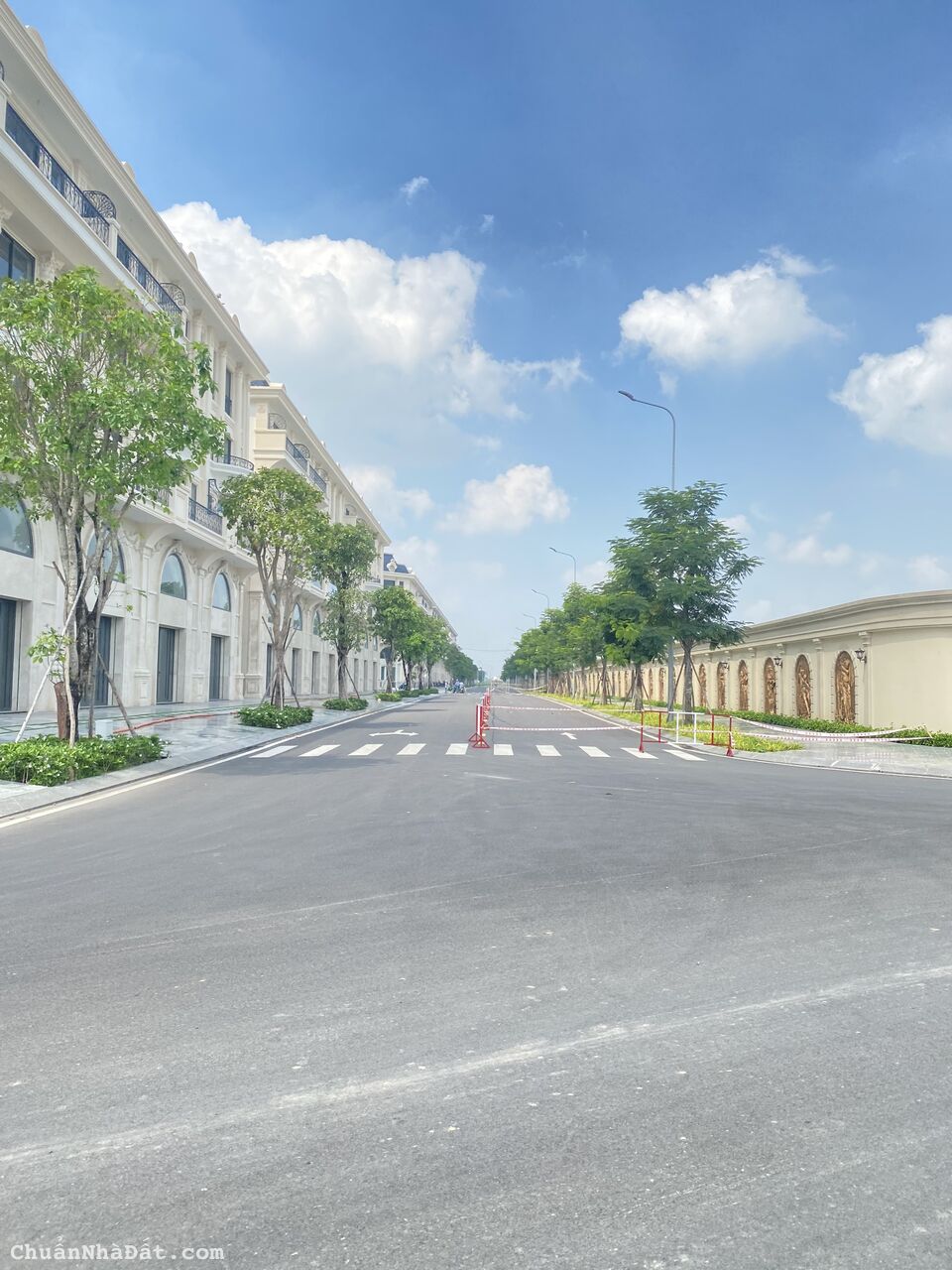 Chính chủ bán 72m2 đất thổ cư giá 2 tỷ 150tr nằm liền kề KCN Vsip 2, Vĩnh Tân, Tân Uyên, Sổ riêng 