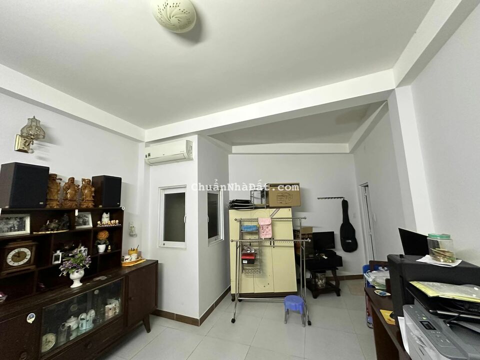 Ô TÔ NGỦ TRONG NHÀ HOÀNG HOA THÁM PHÚ NHUẬN 56M2, NGANG 4.7M NỞ HẬU 4 TẦNG 6PN NHỈNH 11 TỶ.