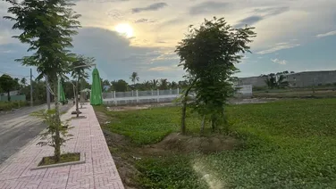 Bán đất thổ cư 5x36 View kênh mát mẽ SHR, đối diện KĐT E.City Tân Đức 355Ha