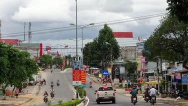 Chủ cần bán lô đất kinh doanh mặt tiền đường Hùng Vương, mua kinh doanh nhưng cần tiền xây nhà.