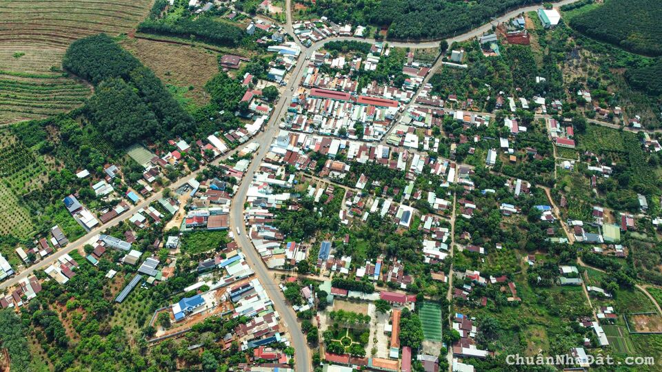  Đất thổ đẹp , mặt tiền nhựa 12m , SHR 204m2/309tr bao sổ 