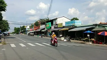 Cần sang nhượng 2 lô đất đối diện nhà xưởng và chợ, trung tâm thương mại, giá đầu tư