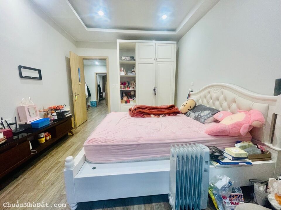 BÁN NHÀ PHÂN LÔ VIP NGÕ 61 LẠC TRUNG,- CÓ VỈA HÈ  DT 90MX5T MẶT TIỀN RỘNG Ô TÔ ĐỖ CỬA