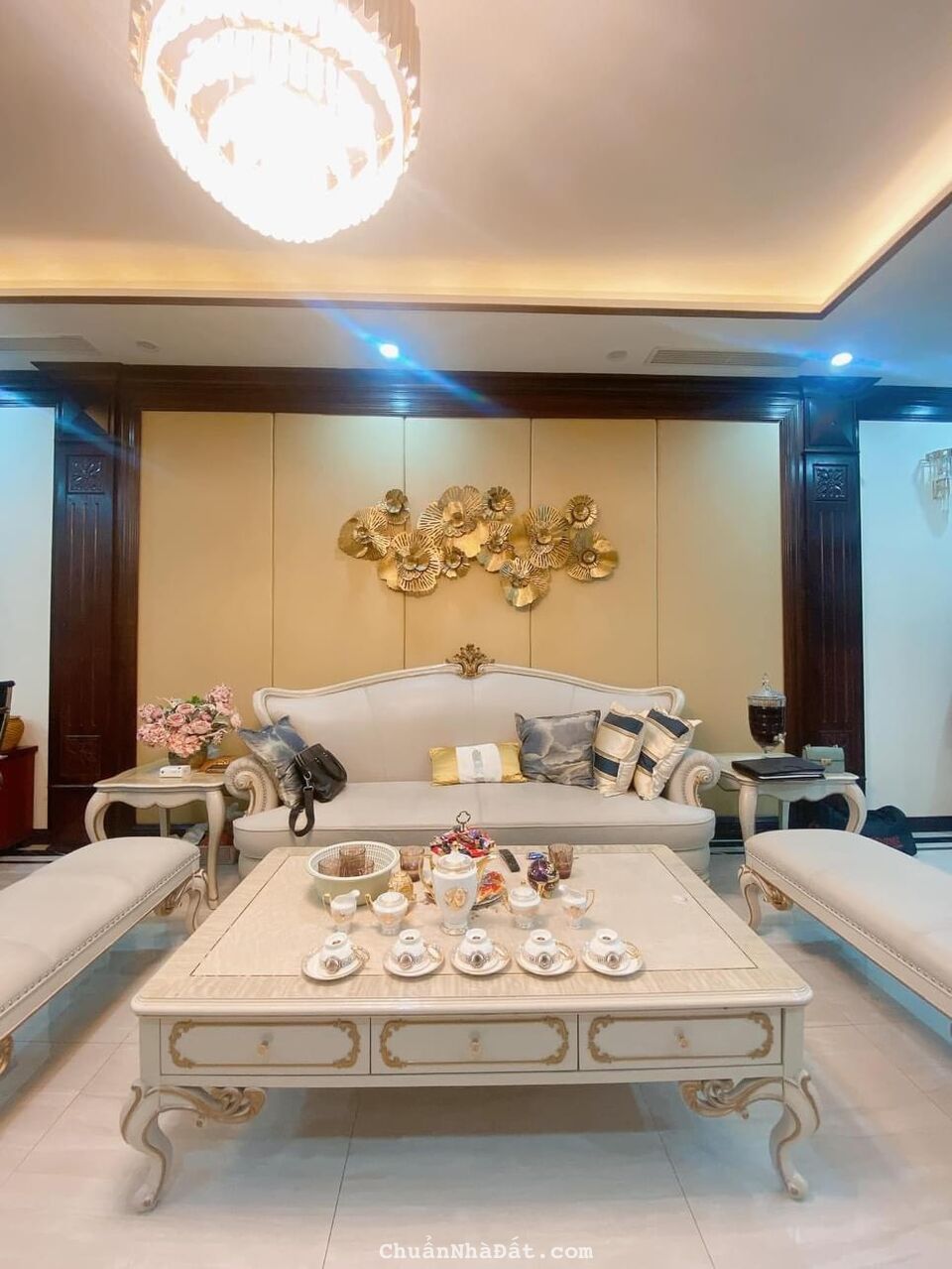 BÁN NHÀ PHÂN LÔ VIP NGÕ 61 LẠC TRUNG,- CÓ VỈA HÈ  DT 90MX5T MẶT TIỀN RỘNG Ô TÔ ĐỖ CỬA